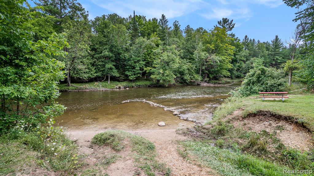 624-625 Ravin Hill Alger, MI 48610 - Photo 21 of 22 Gallery Image 21