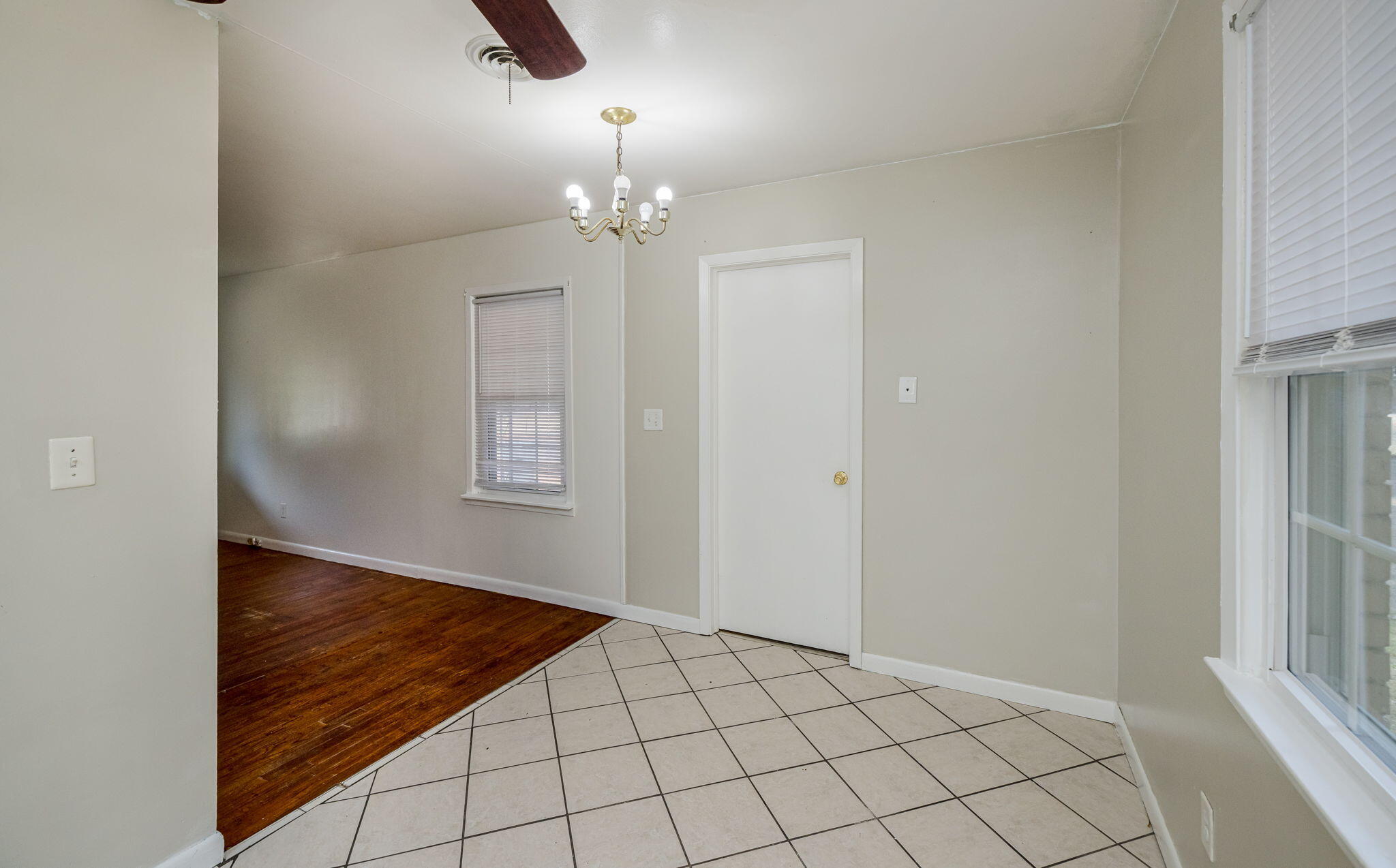 1090 Horseshoe Road Augusta, GA 30906 - Photo 18 of 37 Living room and dining room
