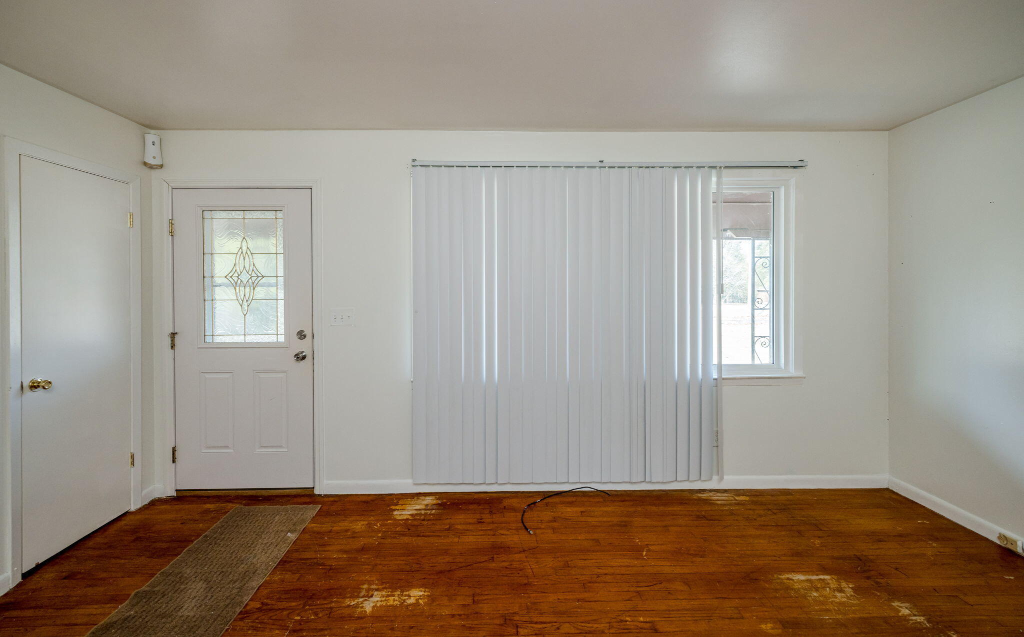 1090 Horseshoe Road Augusta, GA 30906 - Photo 8 of 37 Living room