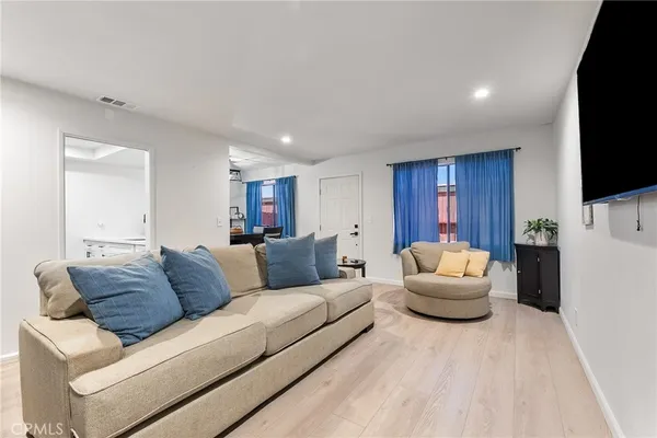 $444,900 | 159 South Wilmington Avenue, Unit F, Compton, CA 90220