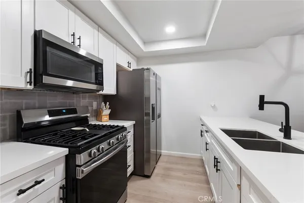 $444,900 | 159 South Wilmington Avenue, Unit F, Compton, CA 90220