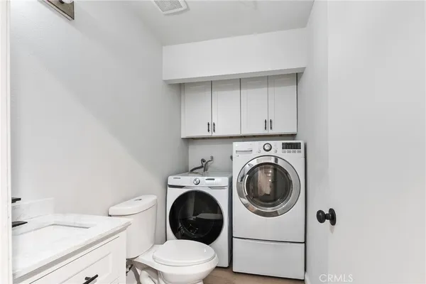 $444,900 | 159 South Wilmington Avenue, Unit F, Compton, CA 90220