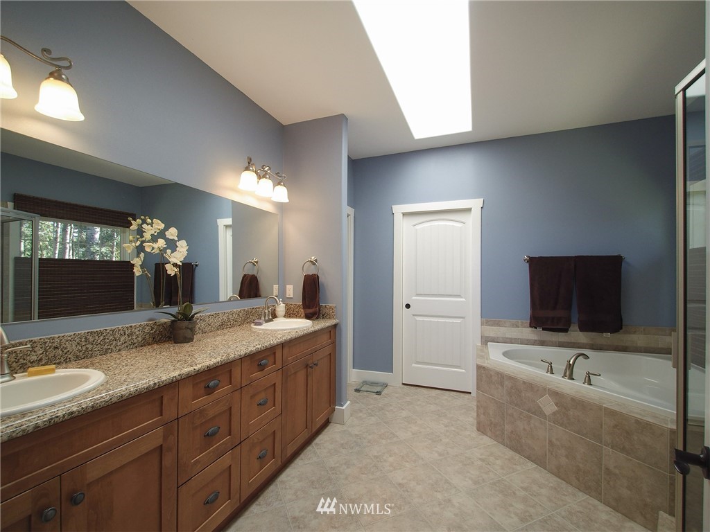 57 Fox Point Road Port Angeles, WA 98363 - Photo 20 of 40 Gallery Image 20