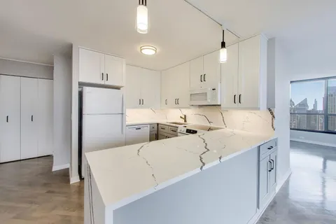 $499,000 | 405 North Wabash Avenue, Unit 4904, Chicago, IL 60611