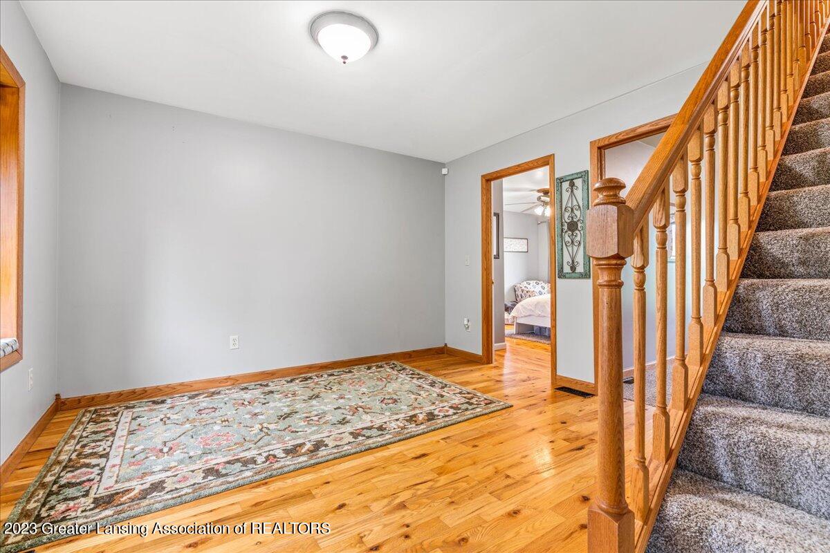 6776 Howe Road Bath, MI 48808 - Photo 20 of 48 19-Media Jett-29