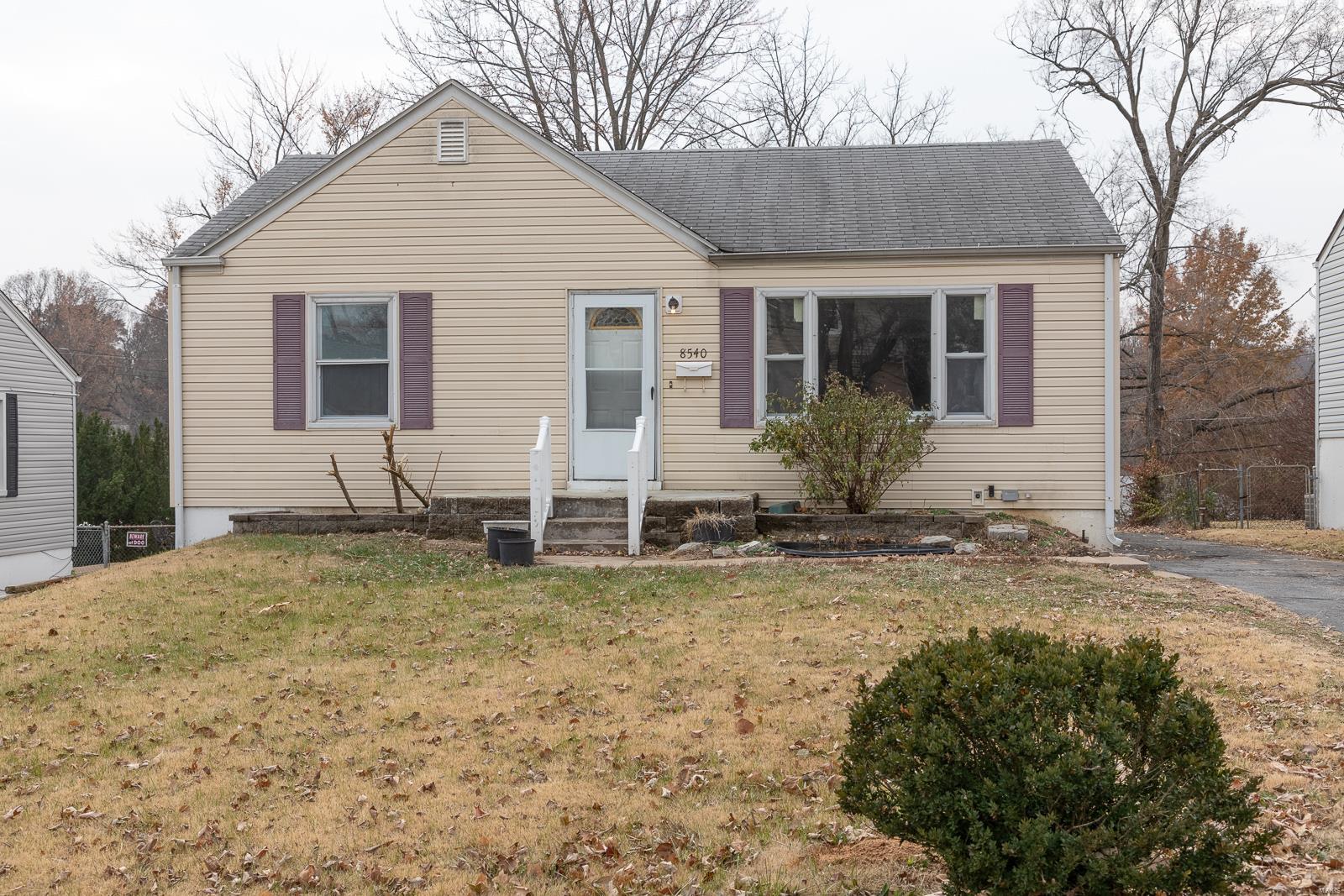 8540 Leith Avenue Berkeley, MO 63134 - Photo 2 of 16