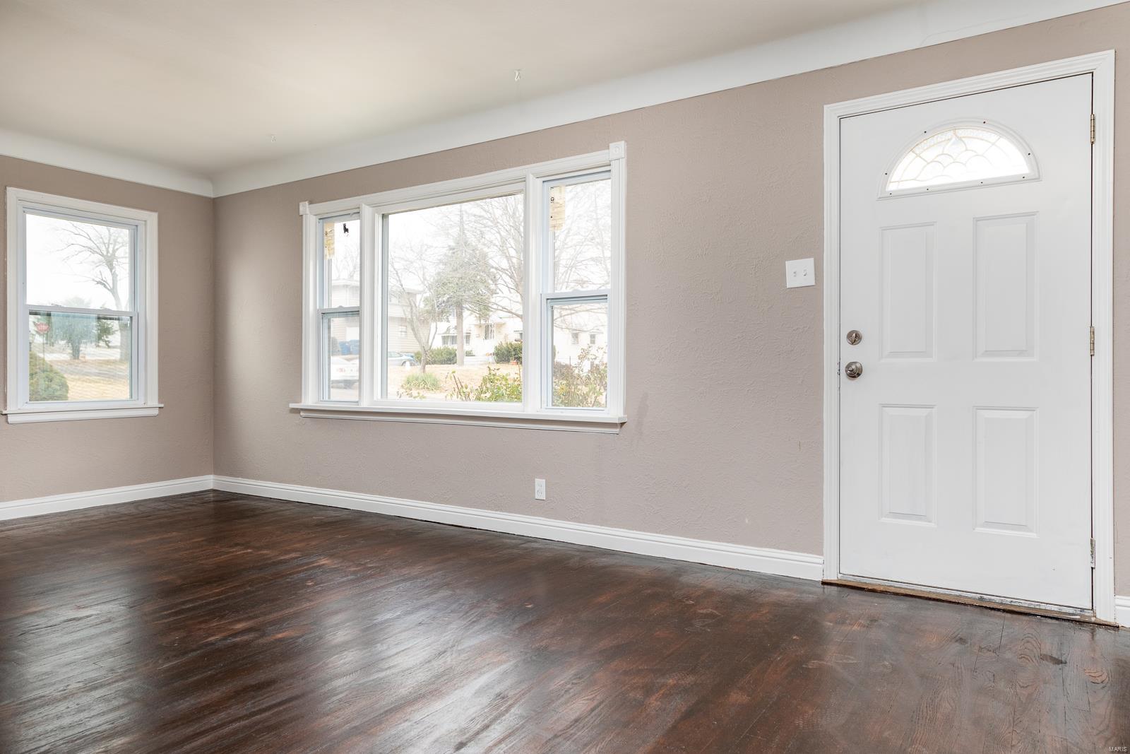 8540 Leith Avenue Berkeley, MO 63134 - Photo 3 of 16