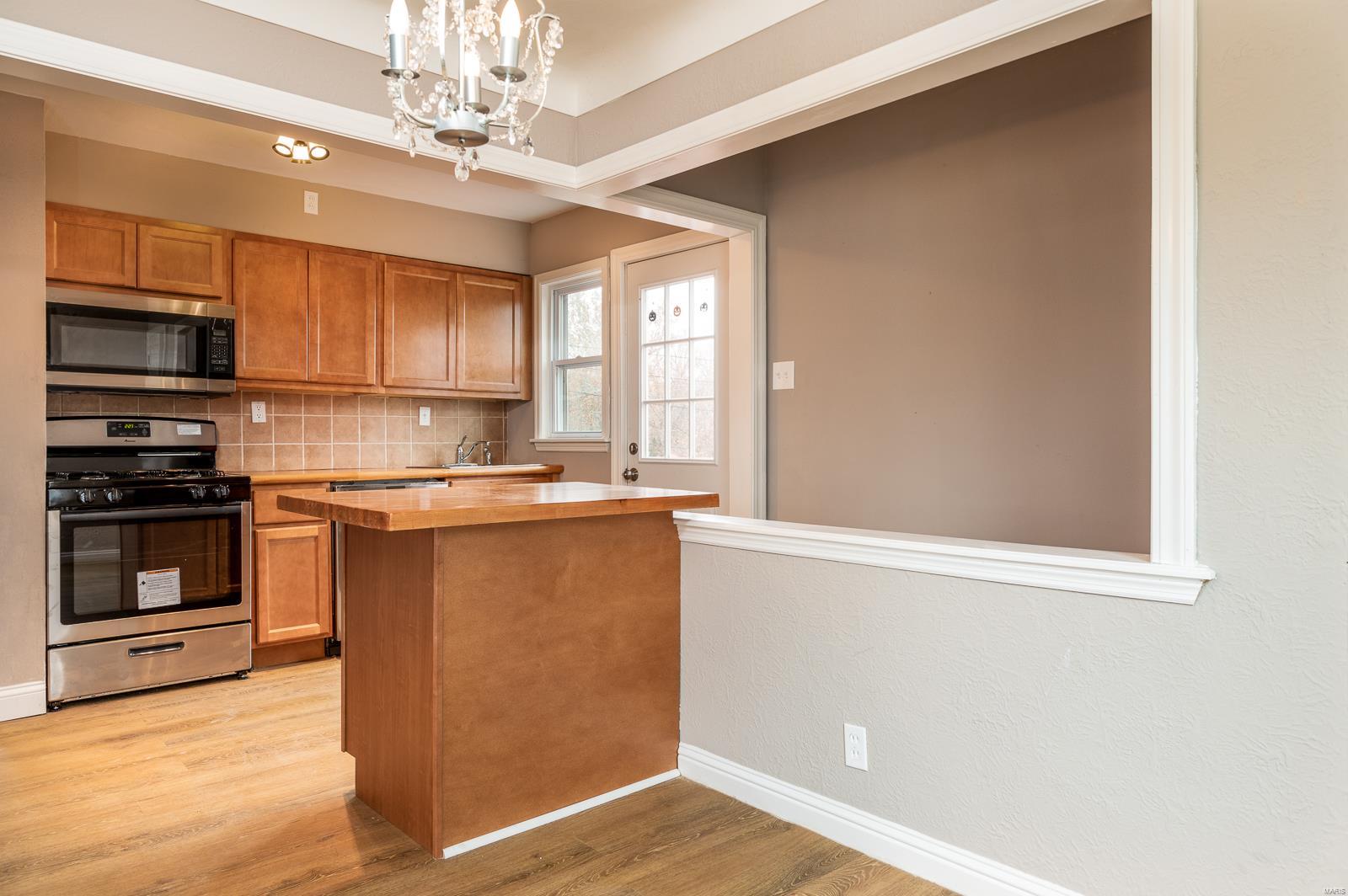 8540 Leith Avenue Berkeley, MO 63134 - Photo 5 of 16