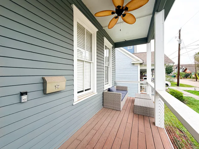 $2,950 | 1613 Summer Street, Houston, TX 77007