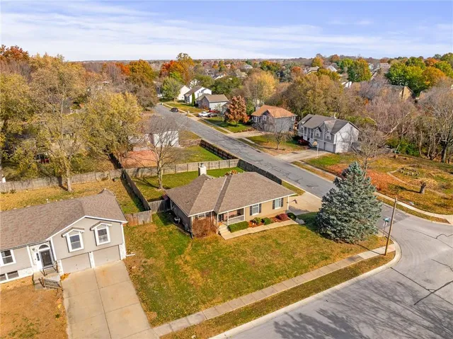 $310,000 | 2120 Southeast 3rd Street, Lee's Summit, MO 64063