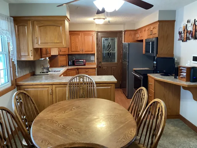 $189,900 | 1105 Crestview Road, Albert Lea, MN 56007