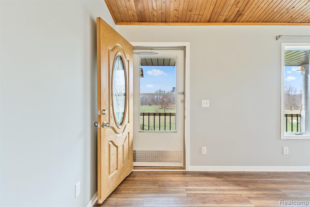 7340 Nickleplate Road Muir, MI 48860 - Photo 9 of 54