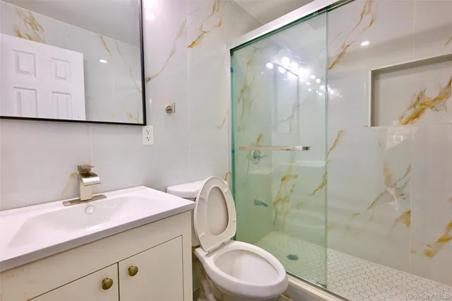 $1,180,000 | 166-65 17th Road | Clearview