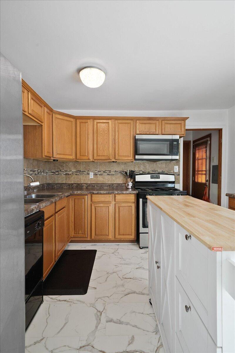 5471 West 78th Lane Schererville, IN 46375 - Photo 10 of 17 800x1200