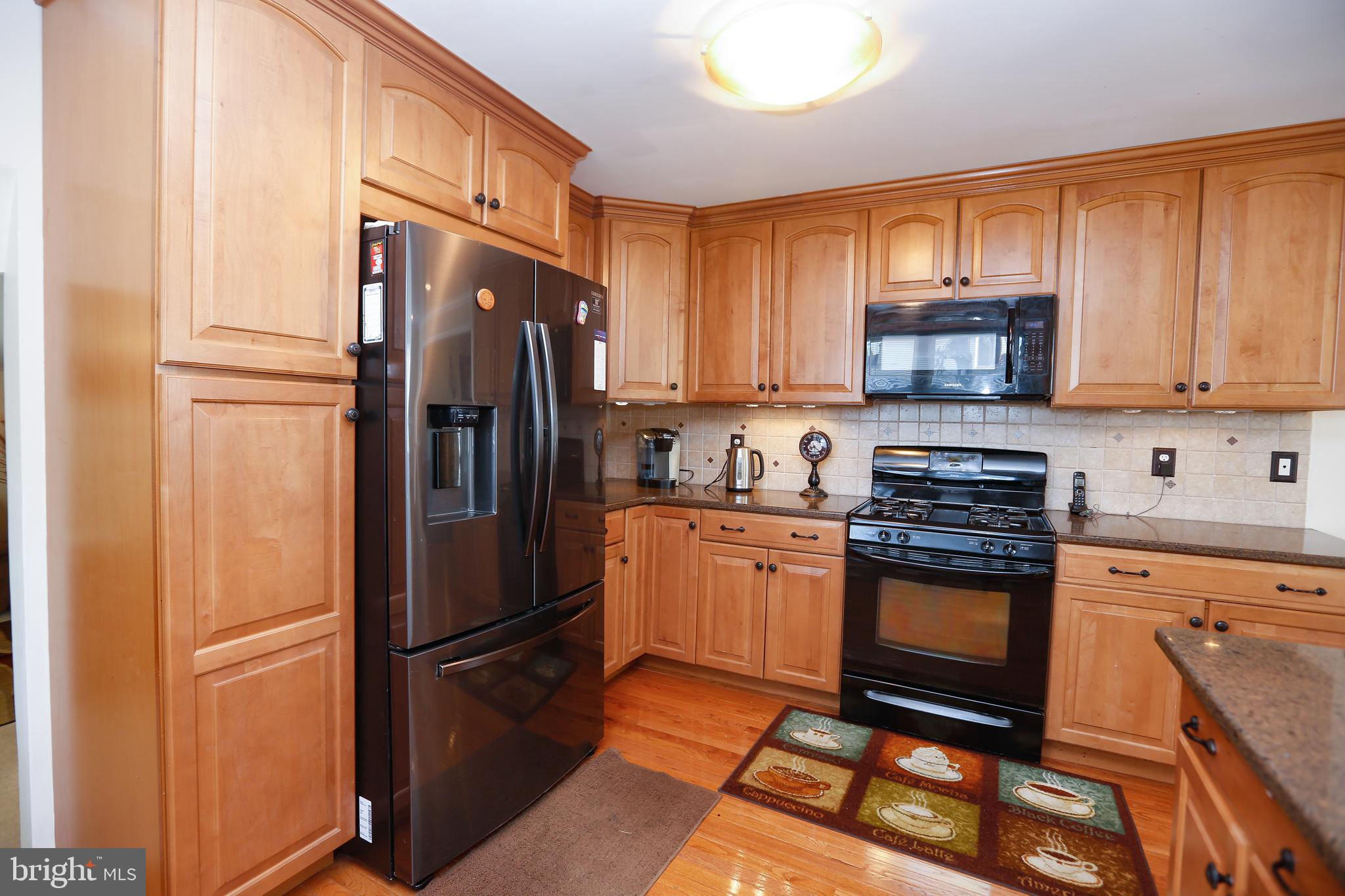 5822 Hudson Road Bensalem, PA 19020 - Photo 17 of 45 Kitchen