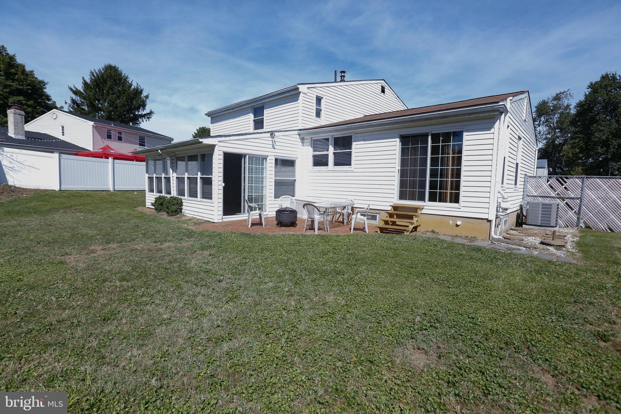5822 Hudson Road Bensalem, PA 19020 - Photo 41 of 45 Back yard