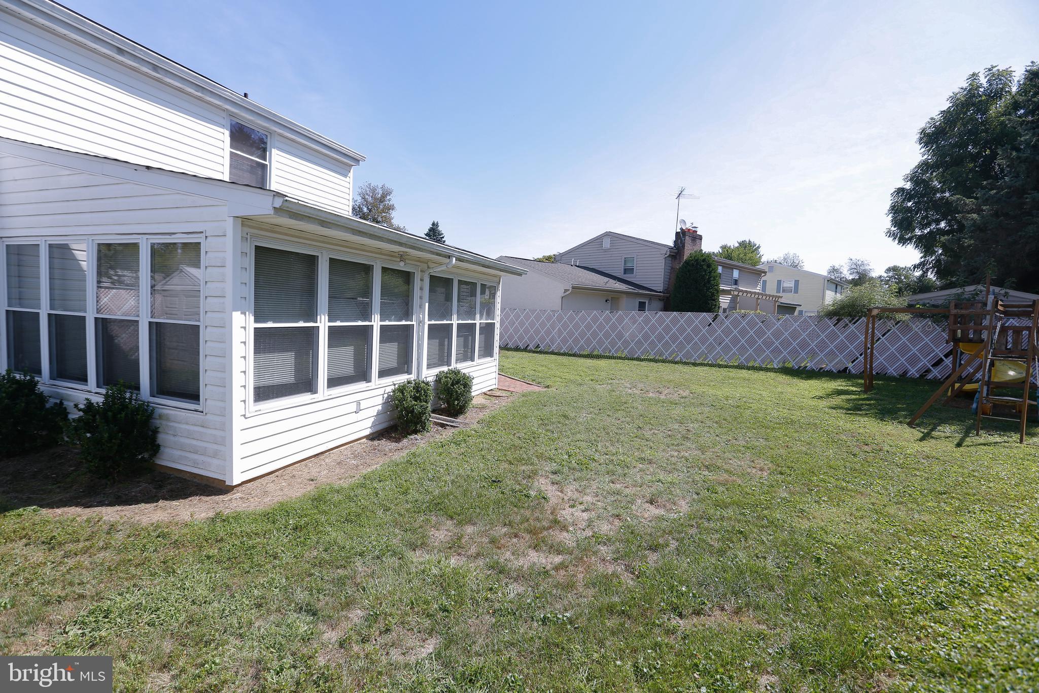 5822 Hudson Road Bensalem, PA 19020 - Photo 43 of 45 Back yard