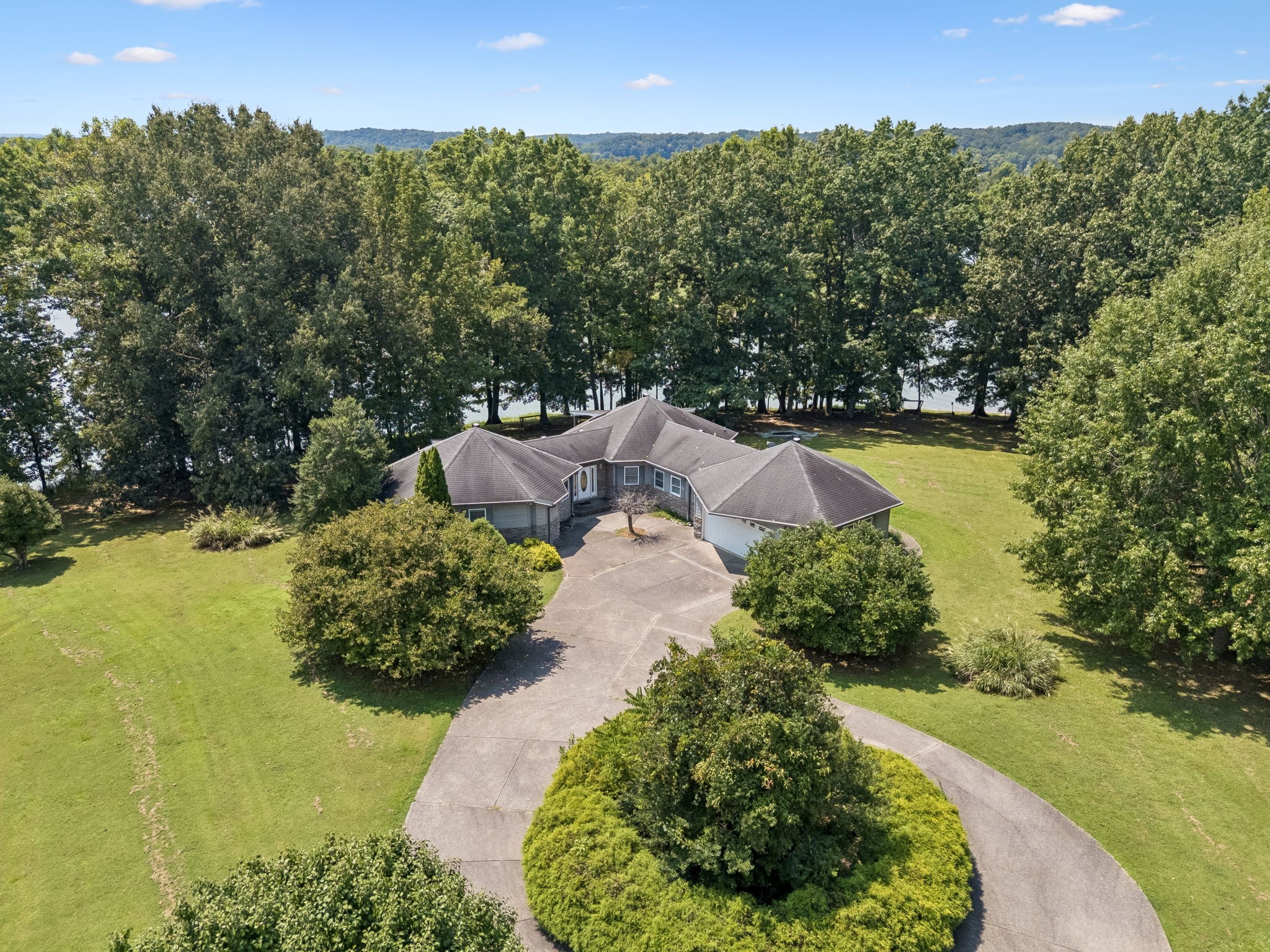 165 Cedar Point Road Bumpus Mills, TN 37028 - Photo 63 of 74 Gallery Image 63