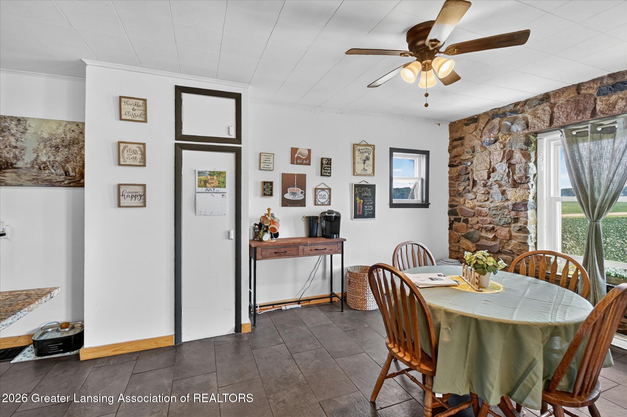 6292 East Gratiot Road Elsie, MI 48831 - Photo 22 of 46 17-6292-E-Gratiot-Rd-Bannister-WindowSti
