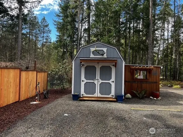 a house view with a outdoor space