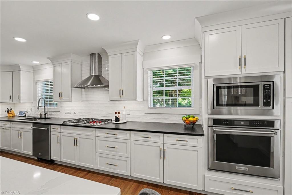 4517 Tower Road Greensboro, NC 27410 - Photo 14 of 35