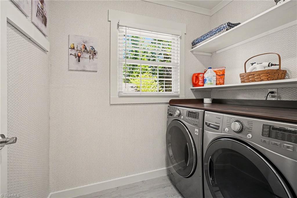 4517 Tower Road Greensboro, NC 27410 - Photo 29 of 35 Laundry