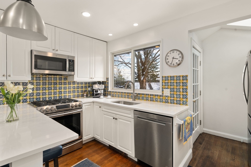 44 Shattuck Road Watertown, MA 02472 - Photo 11 of 40 Gallery Image 11