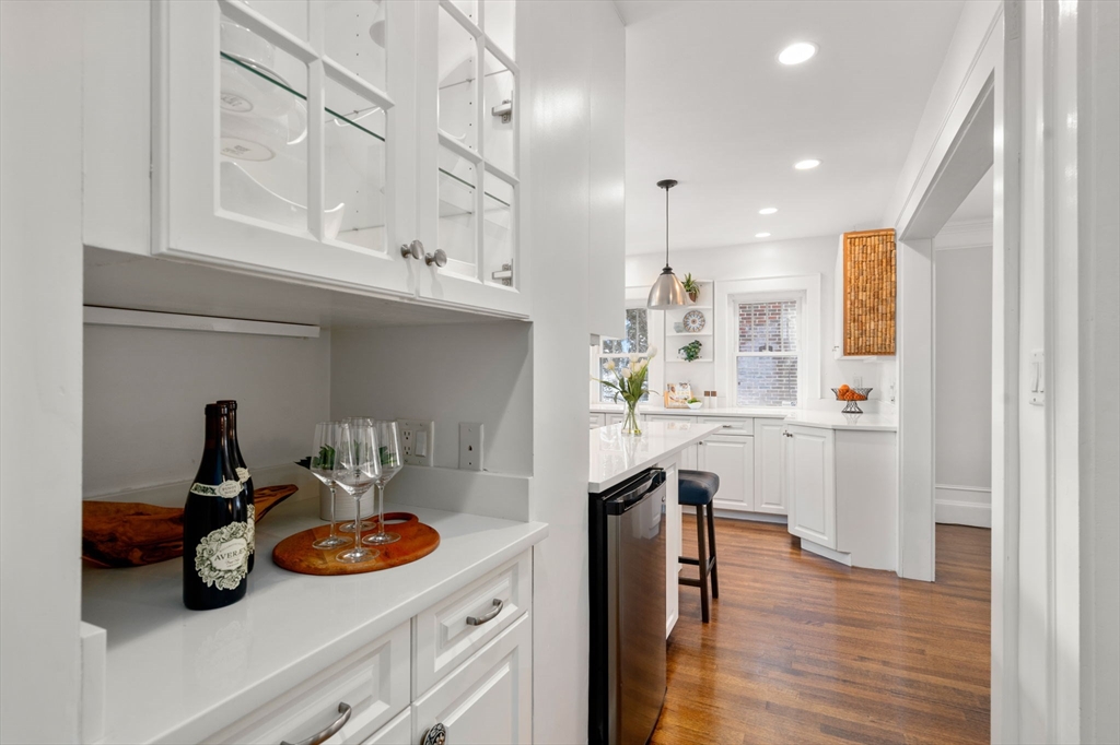 44 Shattuck Road Watertown, MA 02472 - Photo 13 of 40 Gallery Image 13