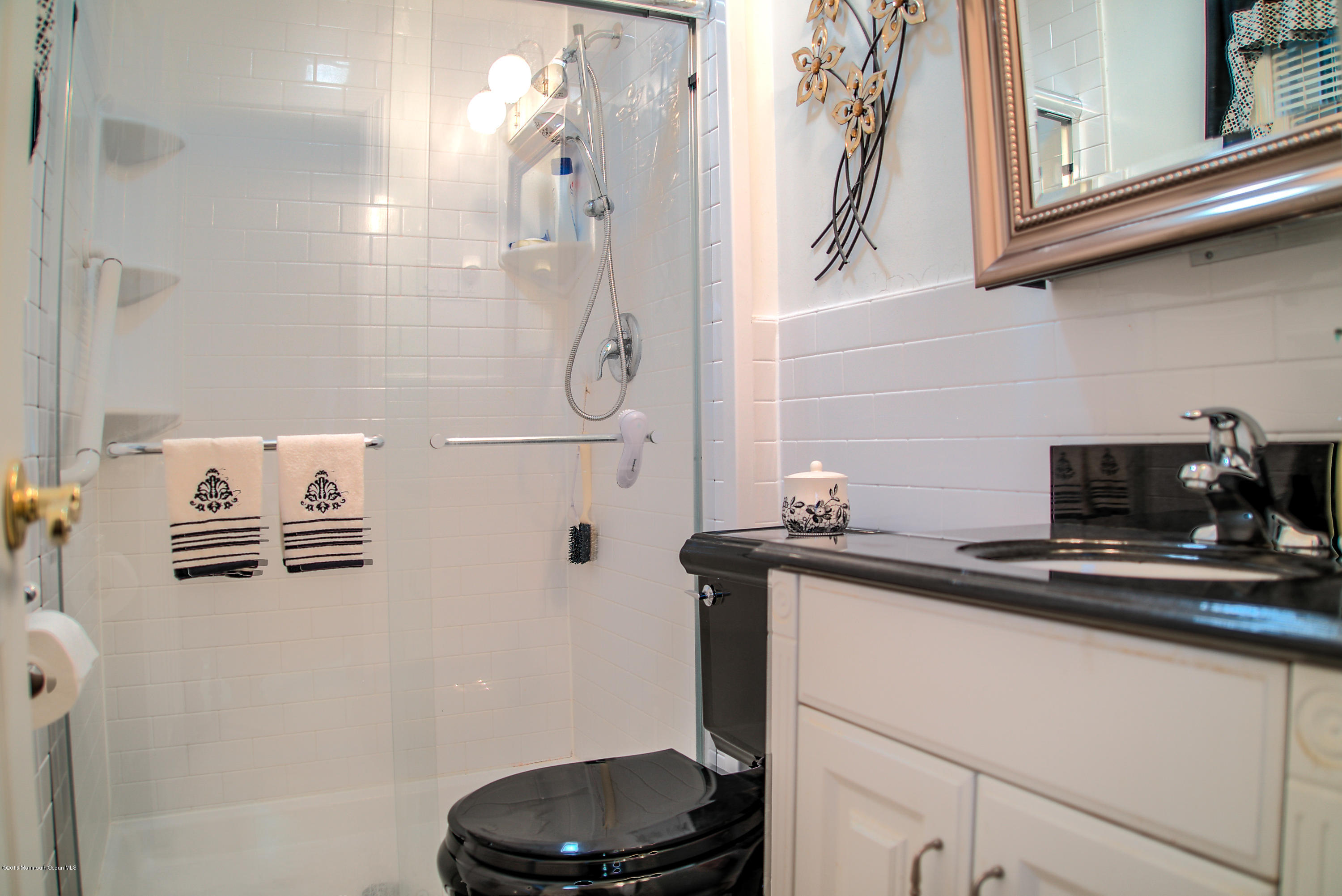 10 Nottingham Road Manalapan, NJ 07726 - Photo 13 of 25 Room 15