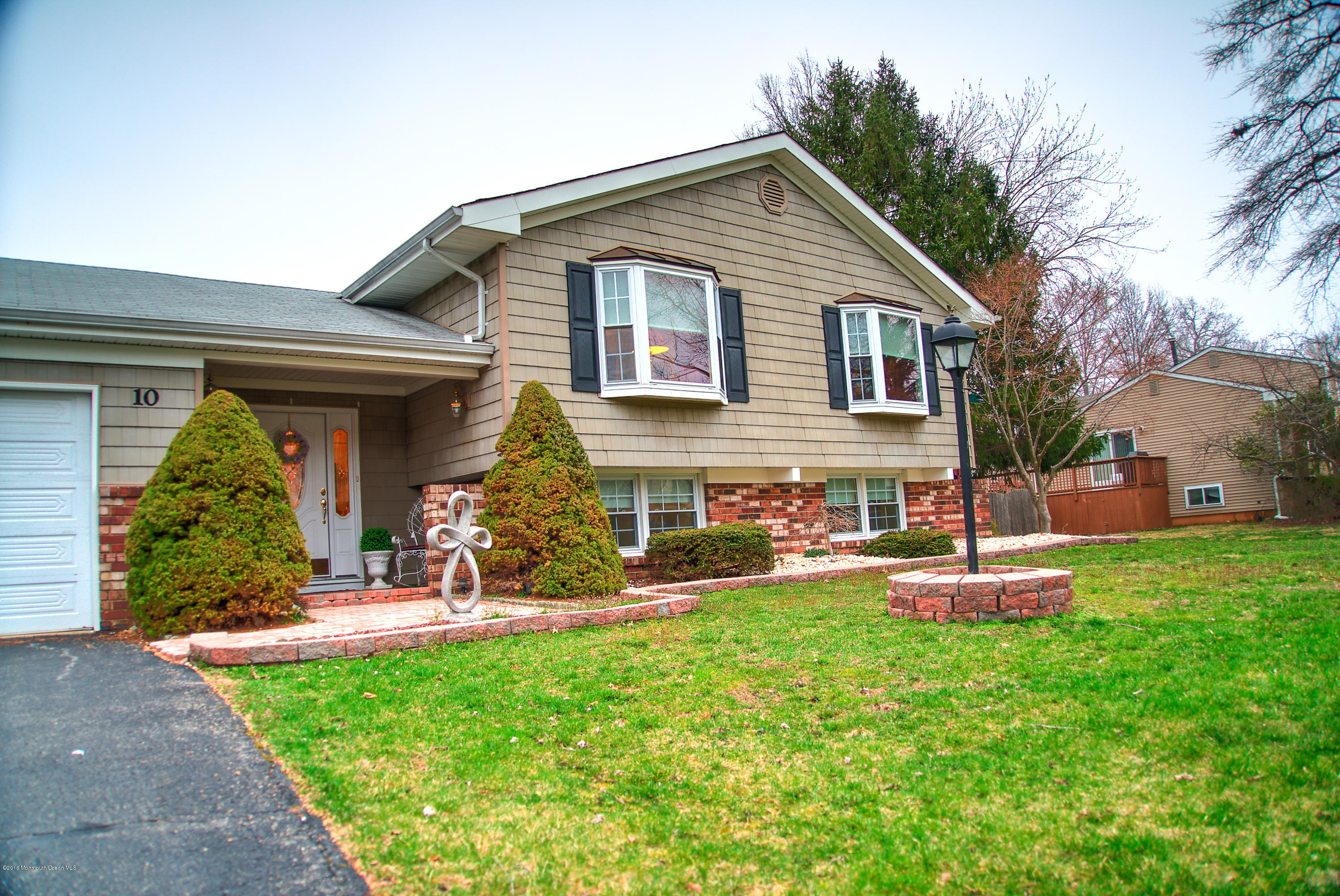 10 Nottingham Road Manalapan, NJ 07726 - Photo 24 of 25 Outside 4