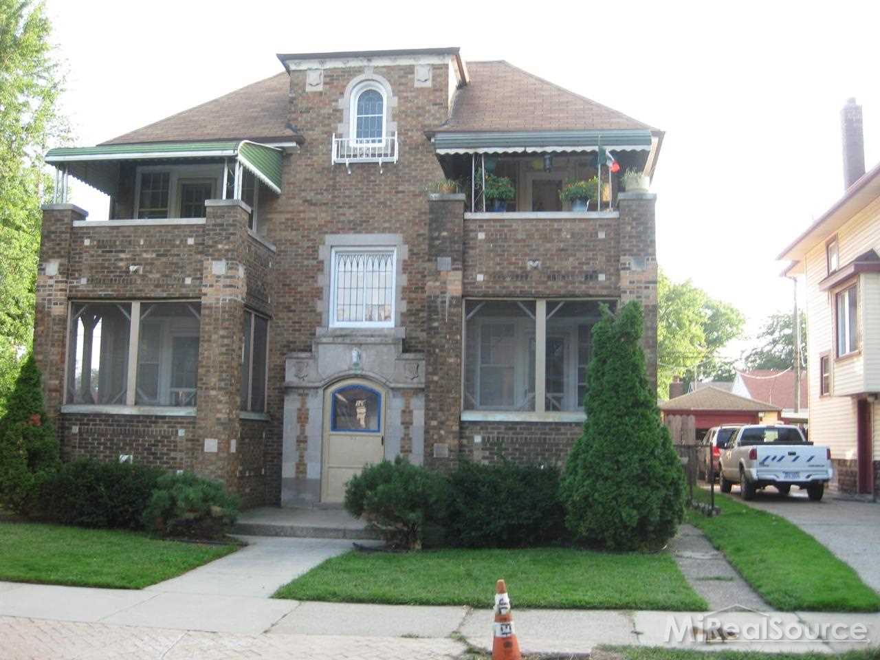 92 Walnut Street River Rouge, MI 48218 - Photo 2 of 17