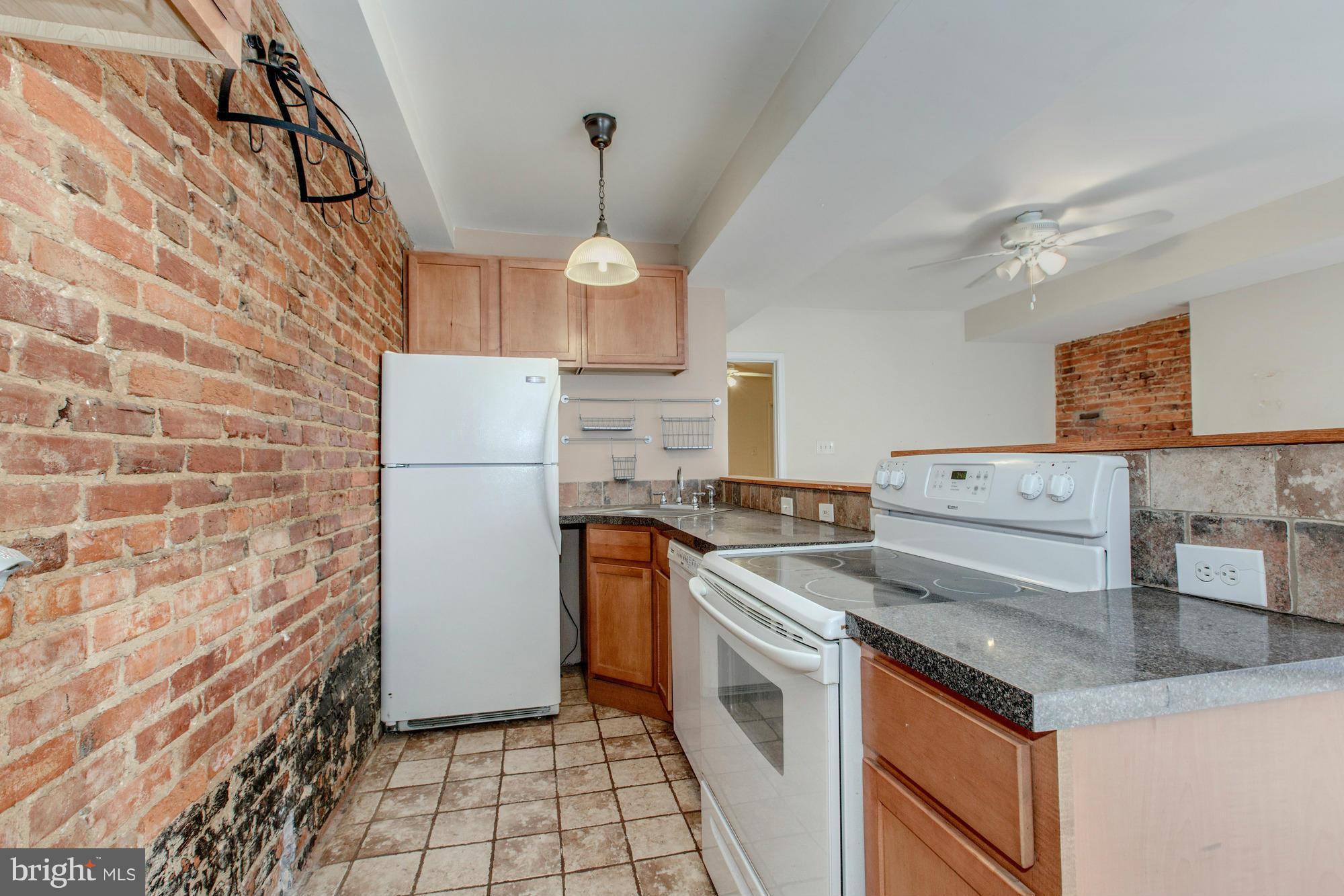 1305 Q Street Northwest Washington, DC 20009 - Photo 16 of 23 Lower Level 1 bdrm apt with pvt entry