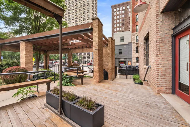 $535,000 | 531 South Plymouth Court, Unit 602, Chicago, IL 60605