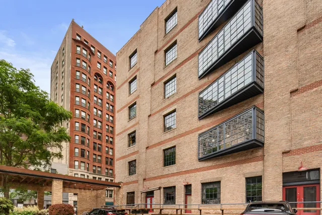 $535,000 | 531 South Plymouth Court, Unit 602, Chicago, IL 60605