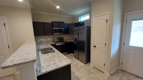 $1,325 | 6418 Marcel Way, Unit 101, San Antonio, TX 78233
