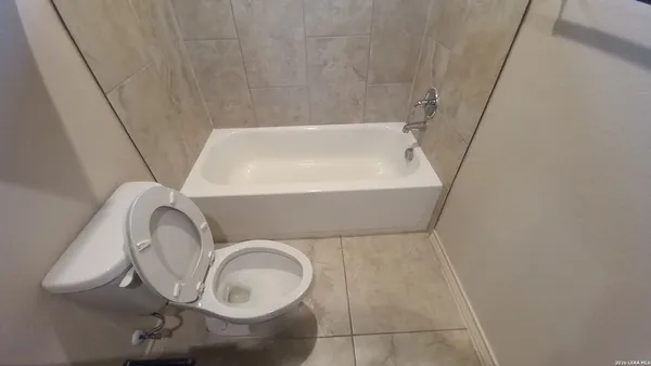 $1,325 | 6418 Marcel Way, Unit 101, San Antonio, TX 78233