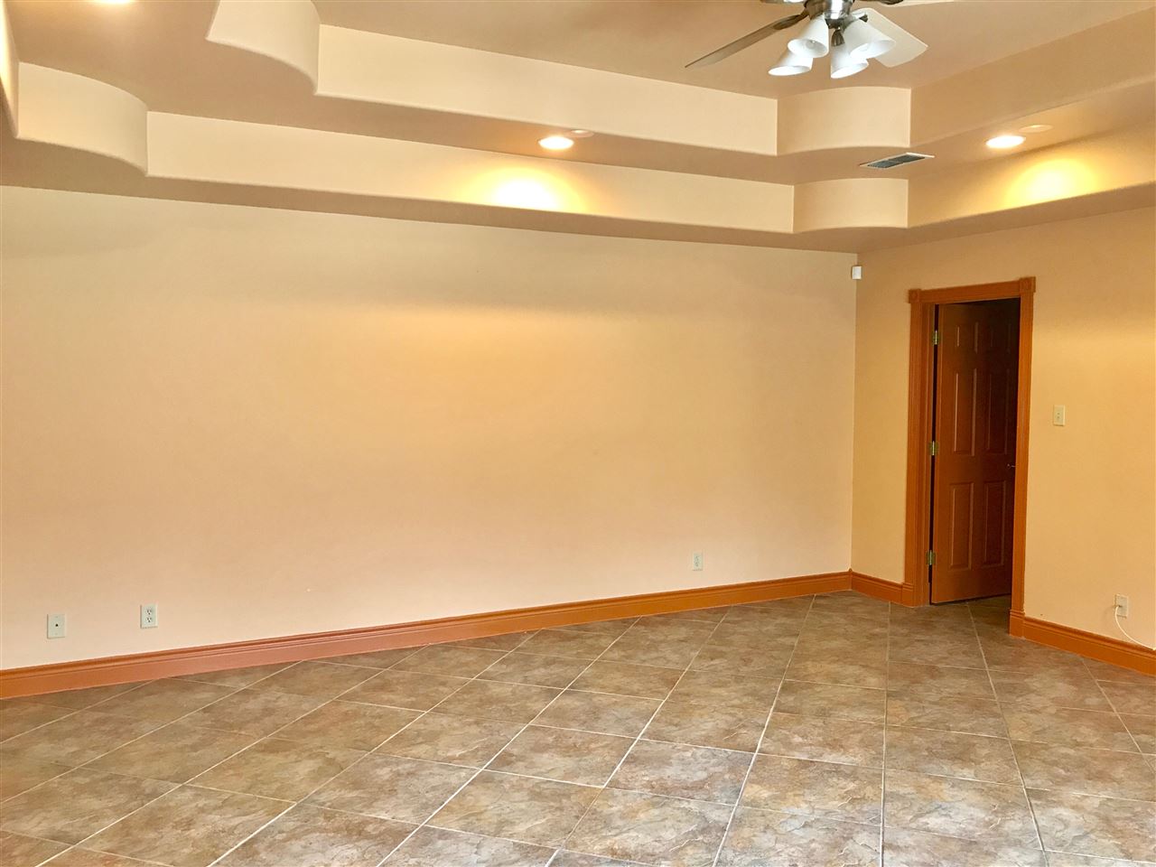 710 Merlin Road Laredo, TX 78041 - Photo 9 of 20 Gallery Image 9