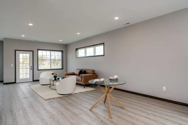 $299,900 | 3068 Bluestem Trail, Mankato, MN 56001