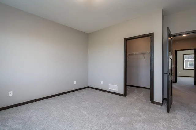 $299,900 | 3068 Bluestem Trail, Mankato, MN 56001