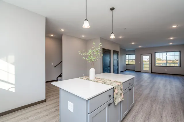 $299,900 | 3068 Bluestem Trail, Mankato, MN 56001