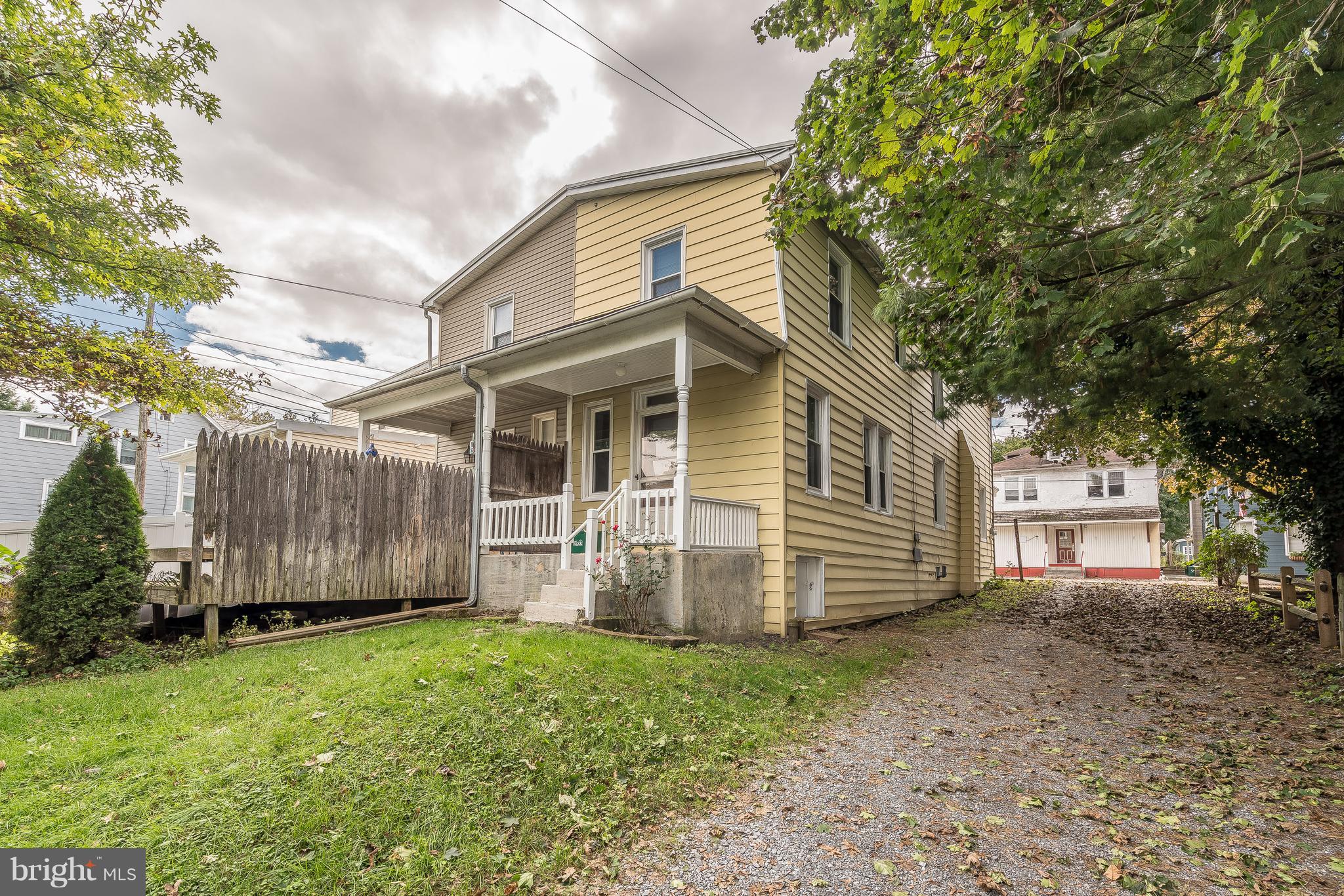 375 East Main Street Lititz, PA 17543 - Photo 4 of 27 Covered front and rear porches