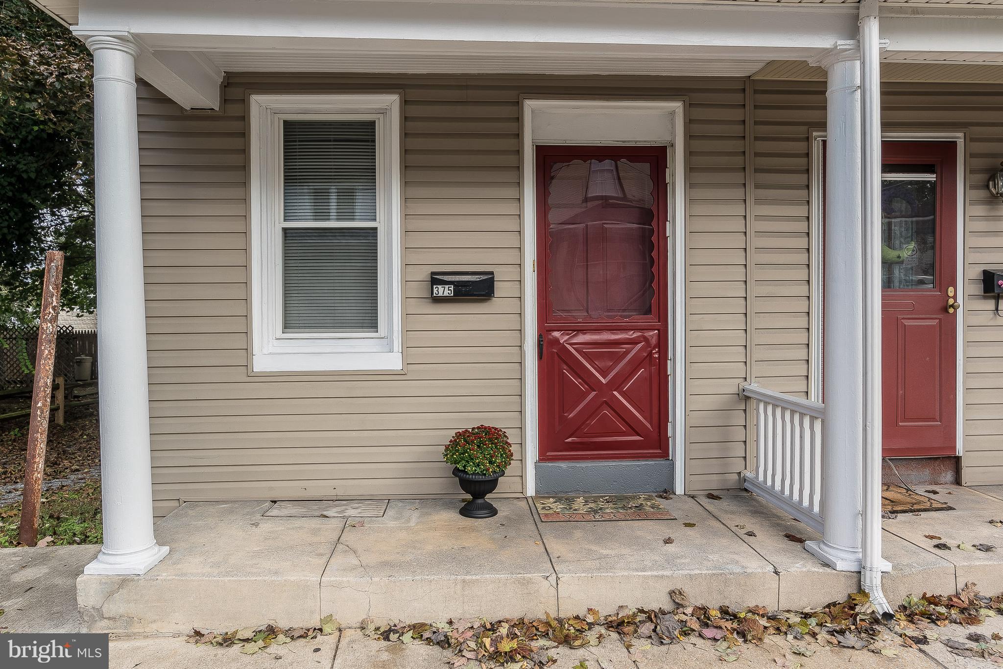 375 East Main Street Lititz, PA 17543 - Photo 5 of 27 Please come in...