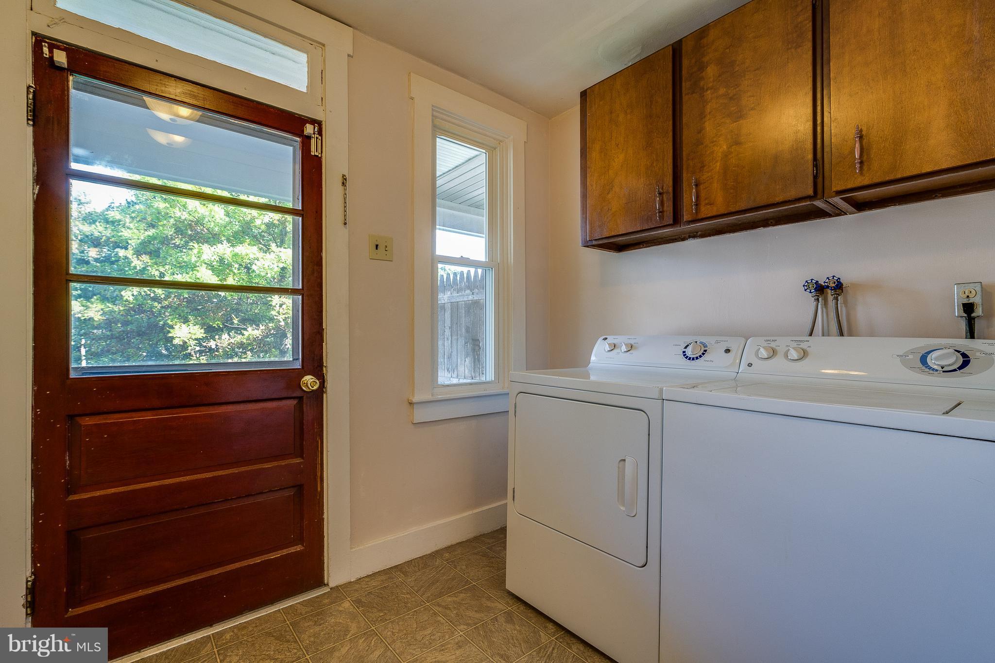 375 East Main Street Lititz, PA 17543 - Photo 10 of 27 First floor fully equipped laundry