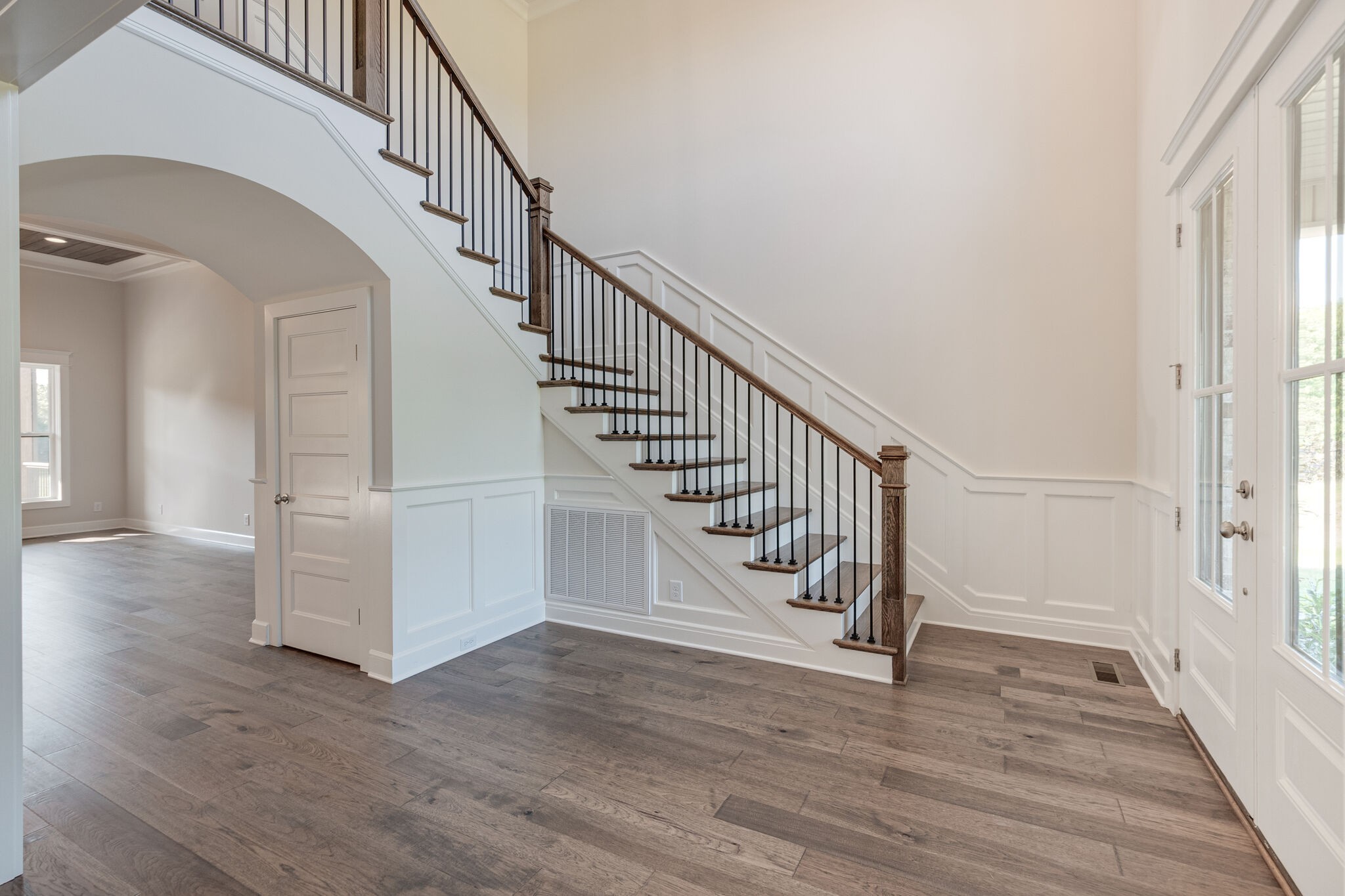 12599 North Milton Road Milton, TN 37118 - Photo 24 of 34 a view of entryway and hall with wooden floor