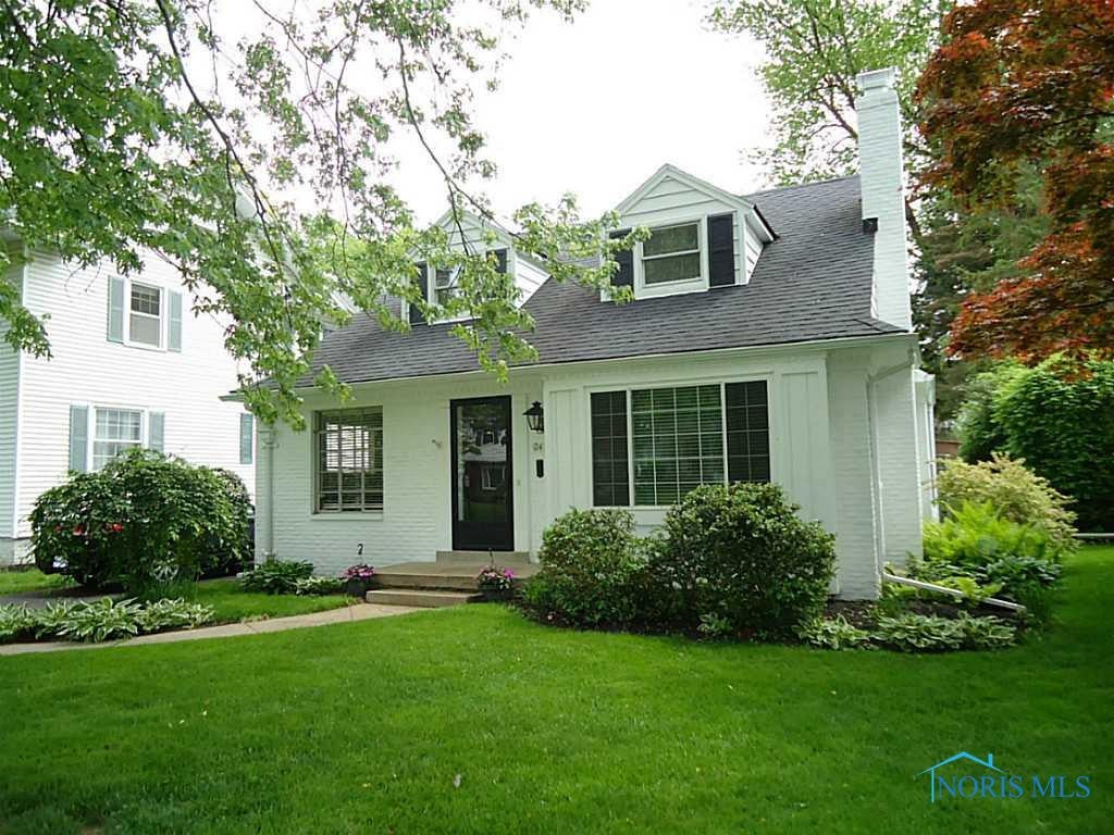 2416 Hempstead Road Toledo, OH 43606 - Photo 1 of 19 Exterior Front.