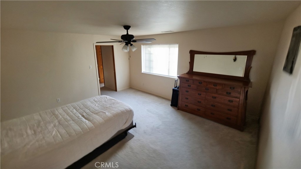 5883 Fremontia Road Oak Hills, CA 92344 - Photo 11 of 23