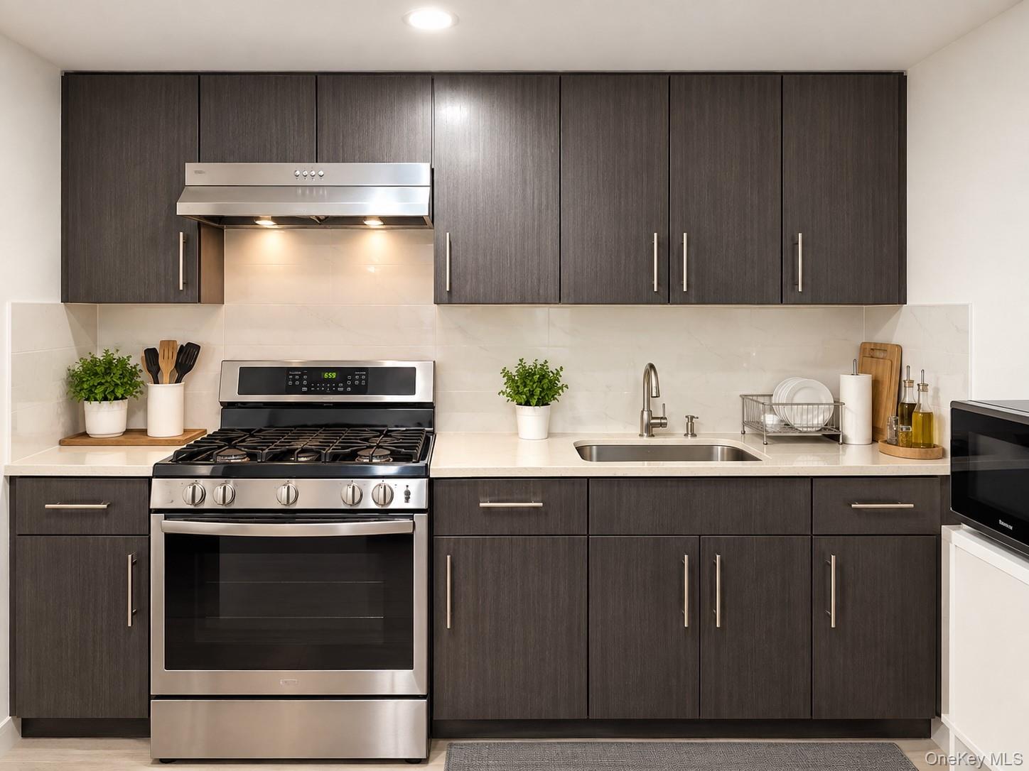 160-06 75th Road, Unit 3 Queens, NY 11366 - Photo 6 of 6 Gallery Image 6