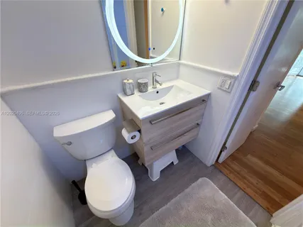 $474,000 | 1001 Three Islands Boulevard, Unit 3331, Hallandale Beach, FL 33009