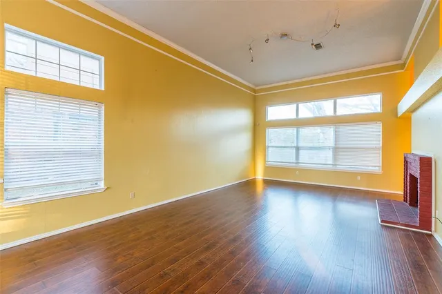 $2,500 | 4103 Meadow Drive, Grapevine, TX 76051