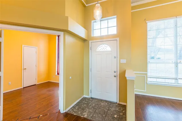 $2,500 | 4103 Meadow Drive, Grapevine, TX 76051